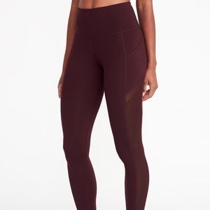 High rise Old Navy Go-Dry leggings (with pockets!)